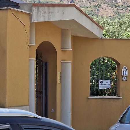 Villa Mary Sol Savoca Esterno foto
